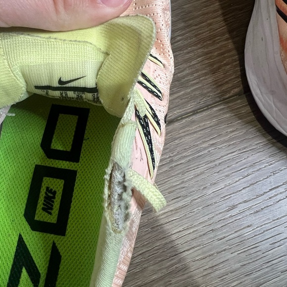 Nike Air Zoom Pegasus 36 PRM Rise Running Shoes - Picture 4 of 12